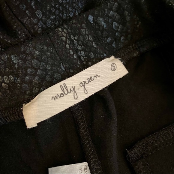 Snake Skin Leggings - Black - Molly Green - Small - Picture 6 of 7